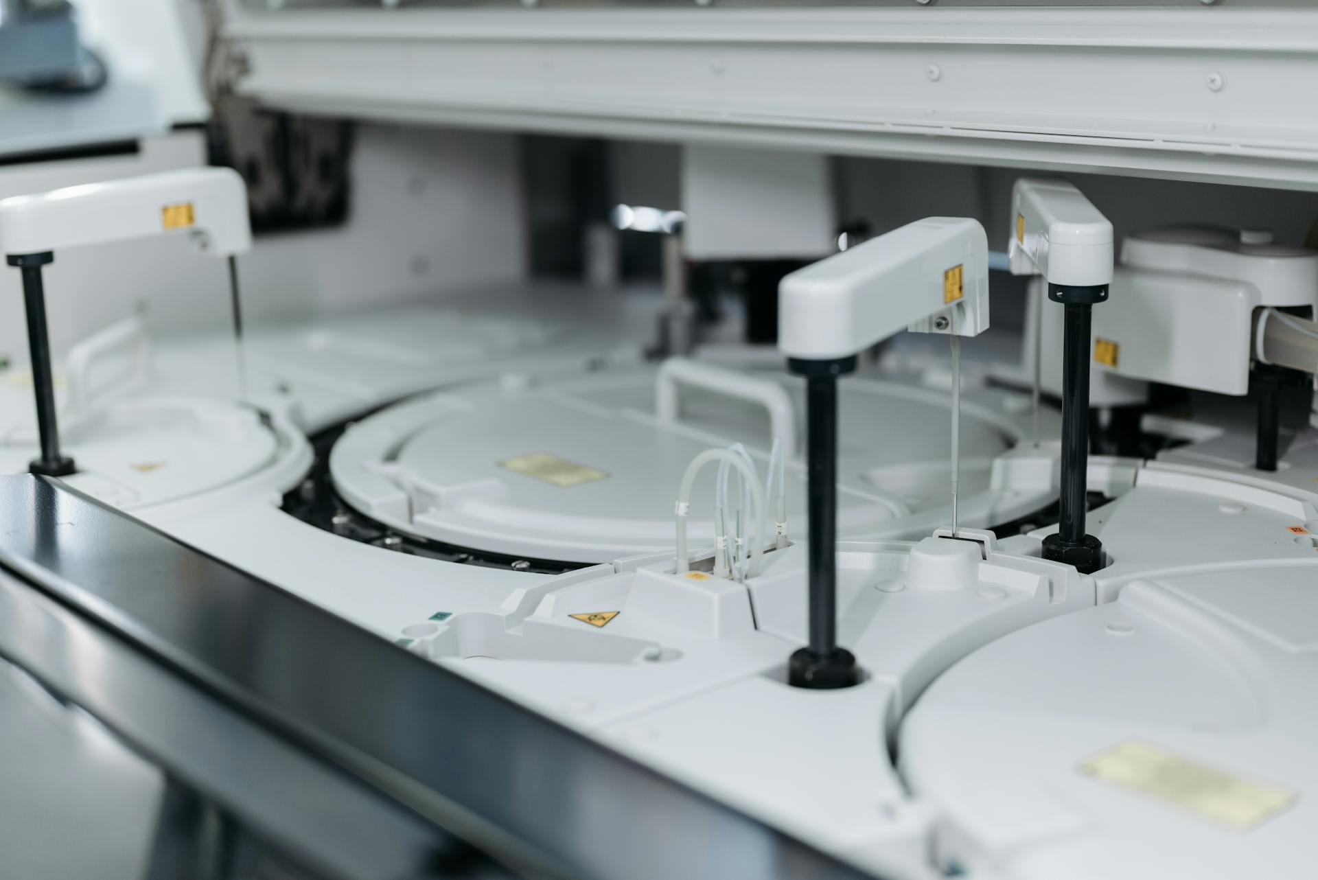 Modern analytical laboratory instrumentation